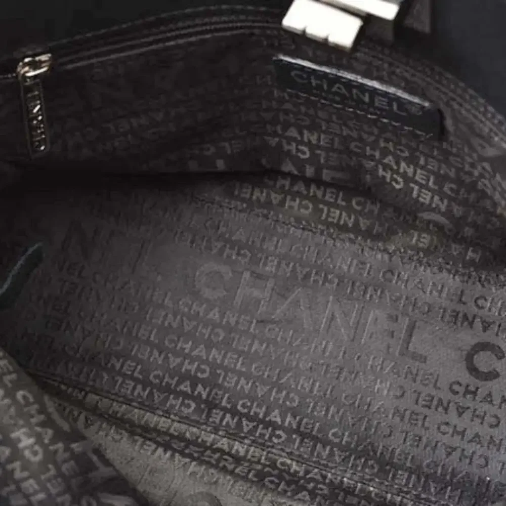 CHANEL Black Leather Tote Bag